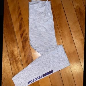 NWOT Peloton Lululemon Wunder Under Leggings